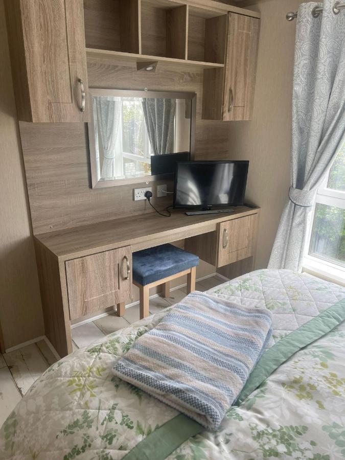 Fern Lodge With Hot Tub Stonham Aspall Εξωτερικό φωτογραφία