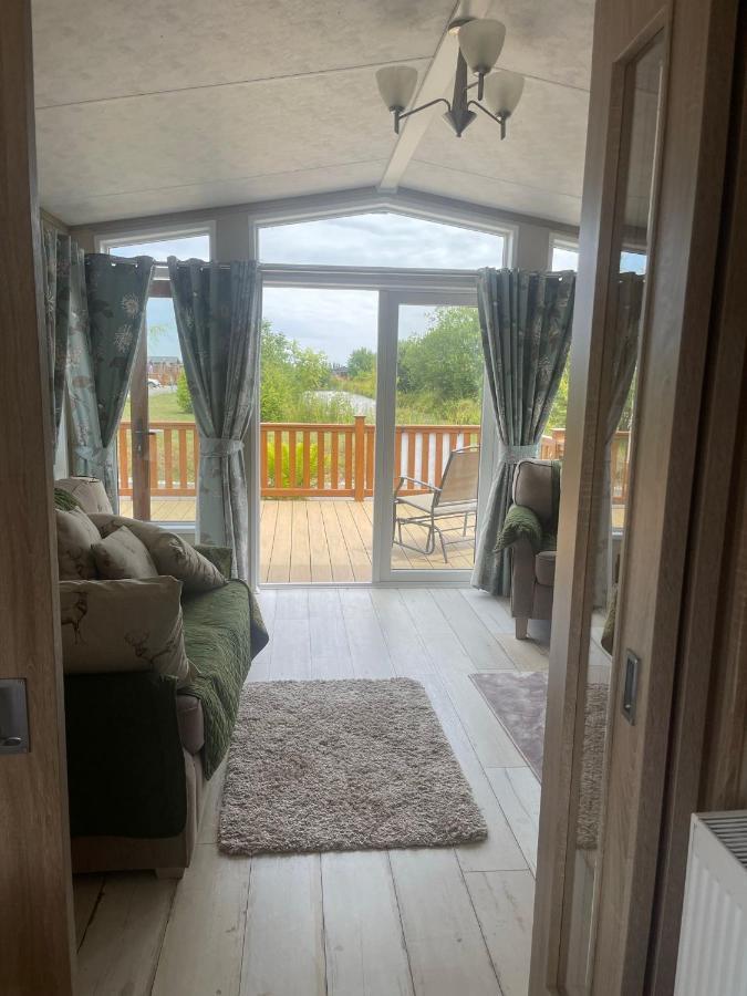 Fern Lodge With Hot Tub Stonham Aspall Εξωτερικό φωτογραφία