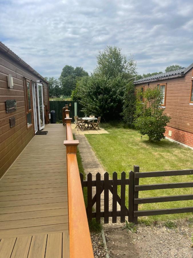 Fern Lodge With Hot Tub Stonham Aspall Εξωτερικό φωτογραφία